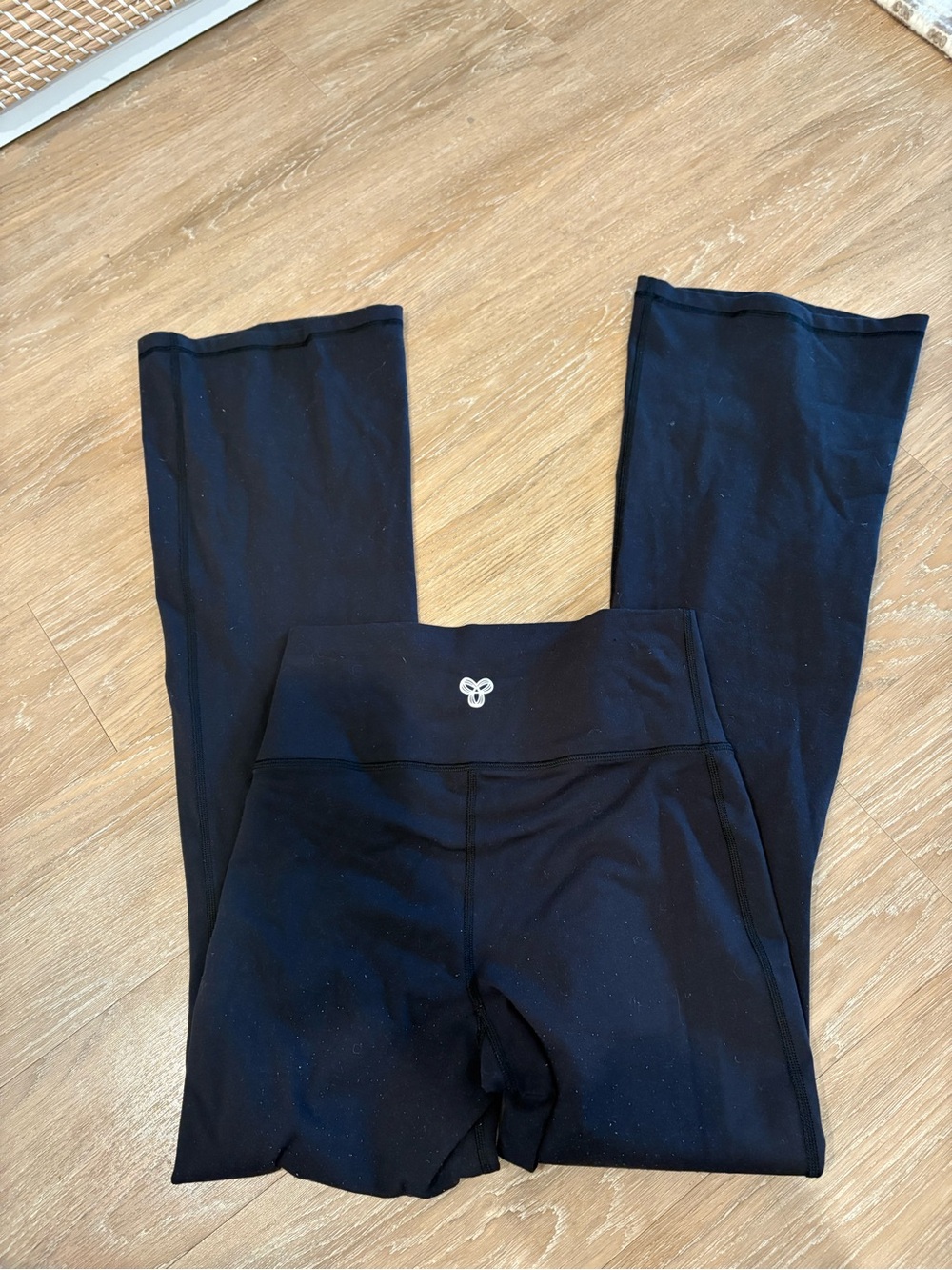 Aritzia Black Wide-Leg High-Rise Pants